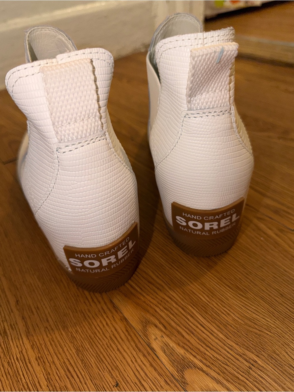 SOREL Out 'N About Slip-On Wedge Booties Chalk White - never worn! Size 9